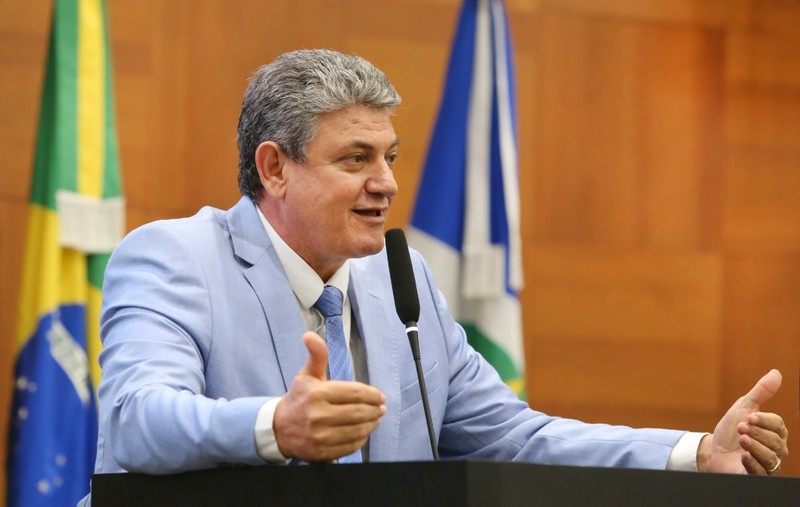Valmir Luiz Moretto em pronunciamento durante sessão na Assembleia Legislativa
